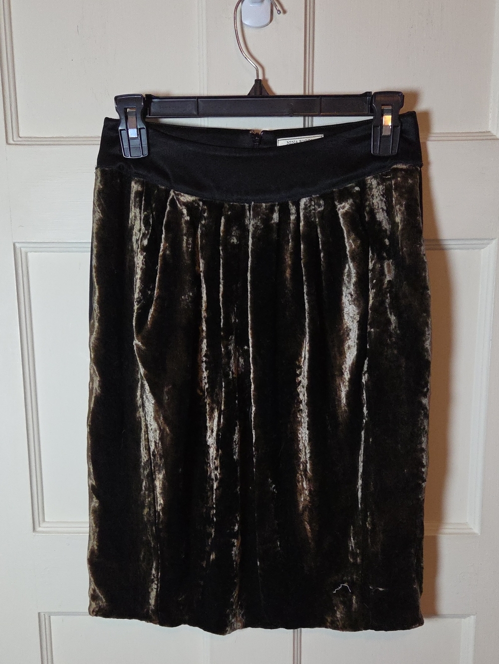Nina Ricci Crushed Velvet Skirt in Brown and Black Size 38 US 6
